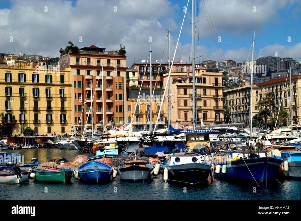 Appartement Napoli Sottosopra Chiaia Extérieur photo