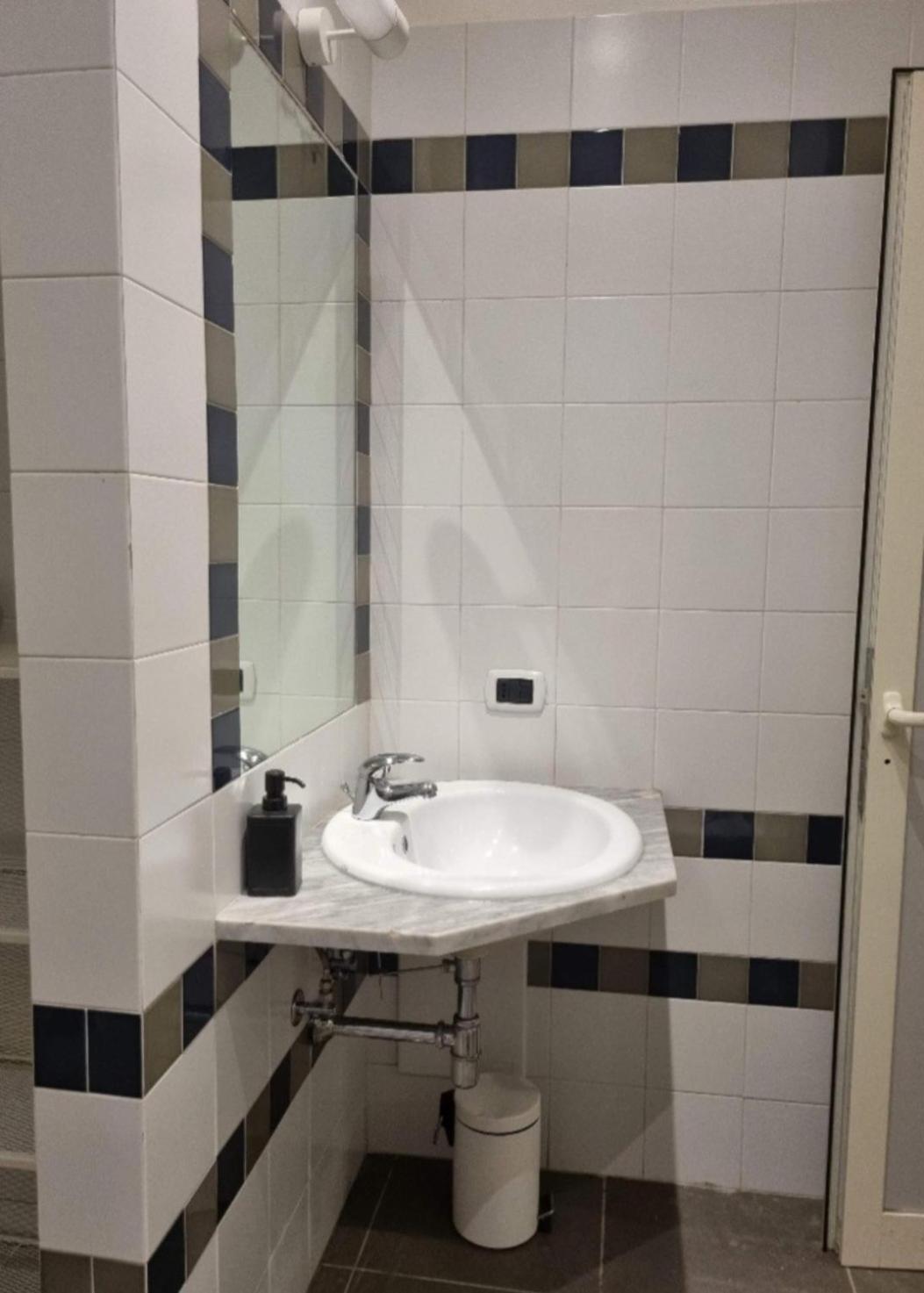 Appartement Napoli Sottosopra Chiaia Extérieur photo